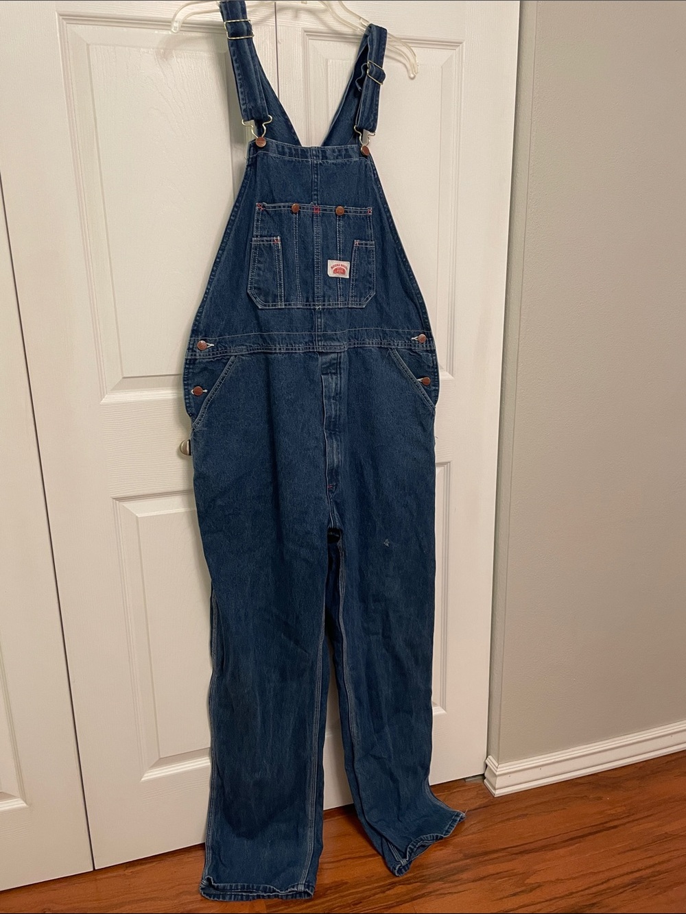 ROUND HOUSE Classic Dark Washed Denim Bib Overalls USA 40x34 with Zip Fly